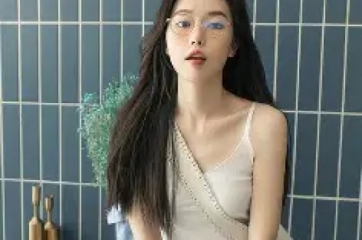 青岛故事丨人气爆满不敷衍！啤酒屋老板豪车免费送客“坏”海鲜直接整斤倒掉